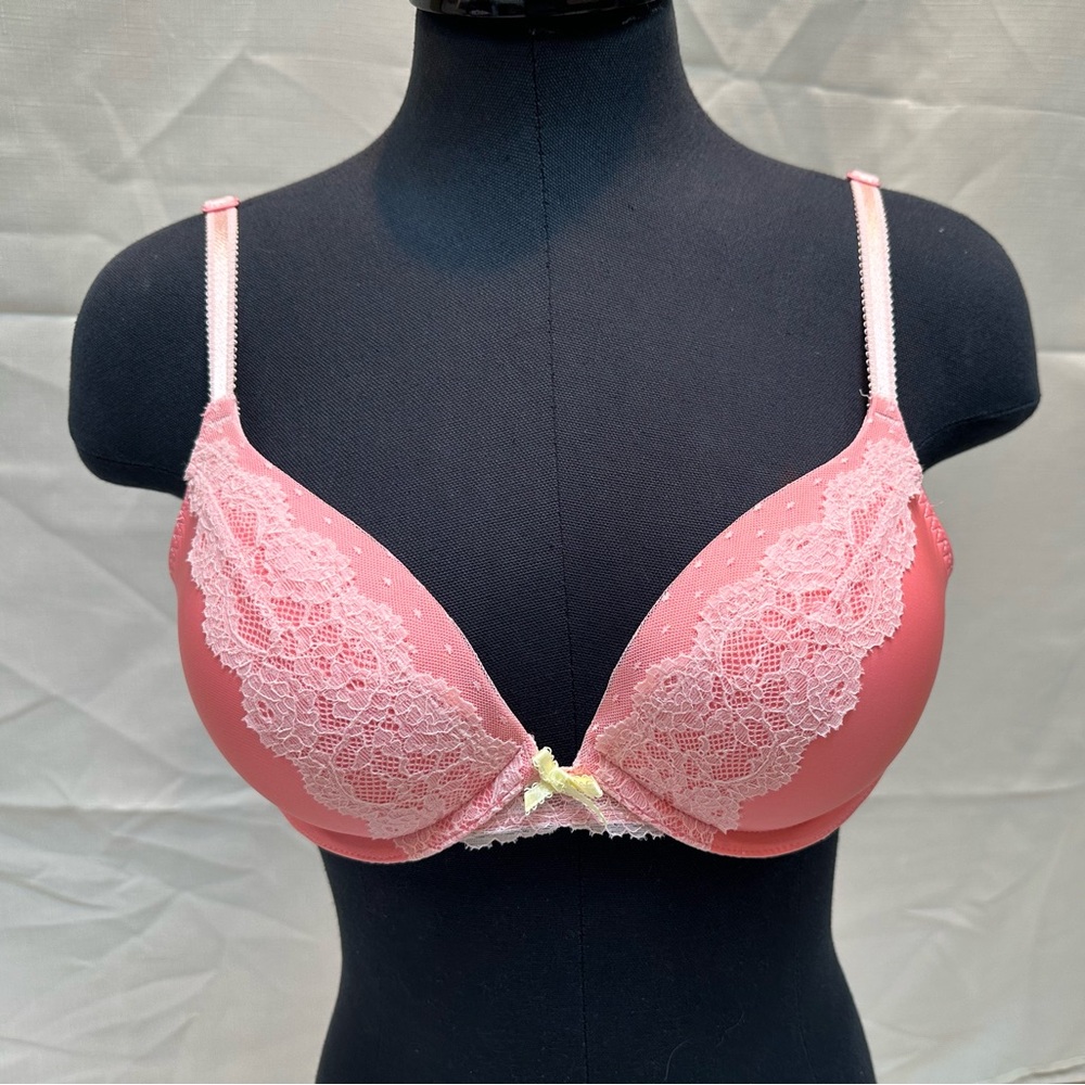 Victoria’s Secret bra